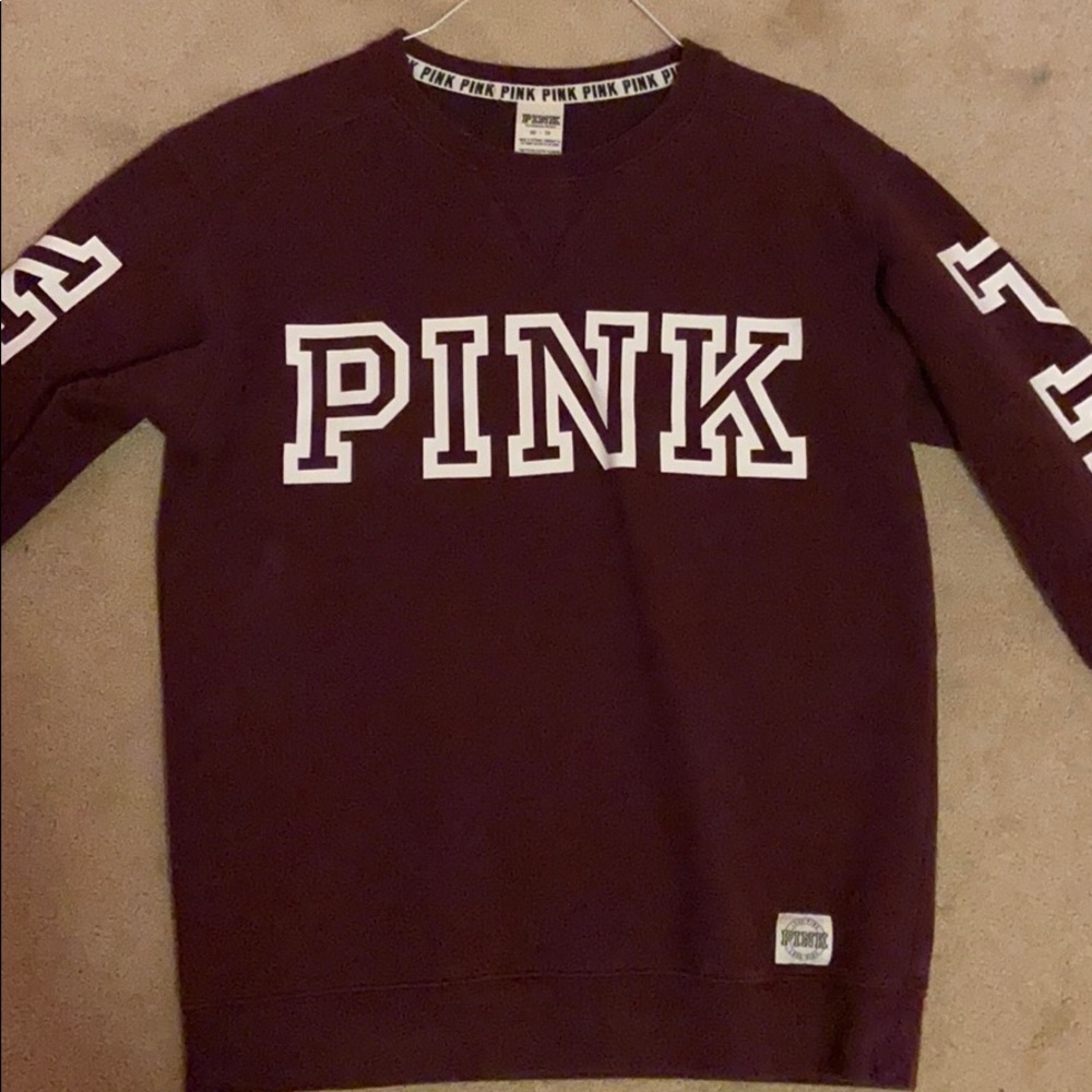 pink crew neck sweatshirt